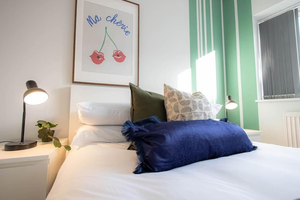 Charming Chalk Farm Properties London Luaran gambar